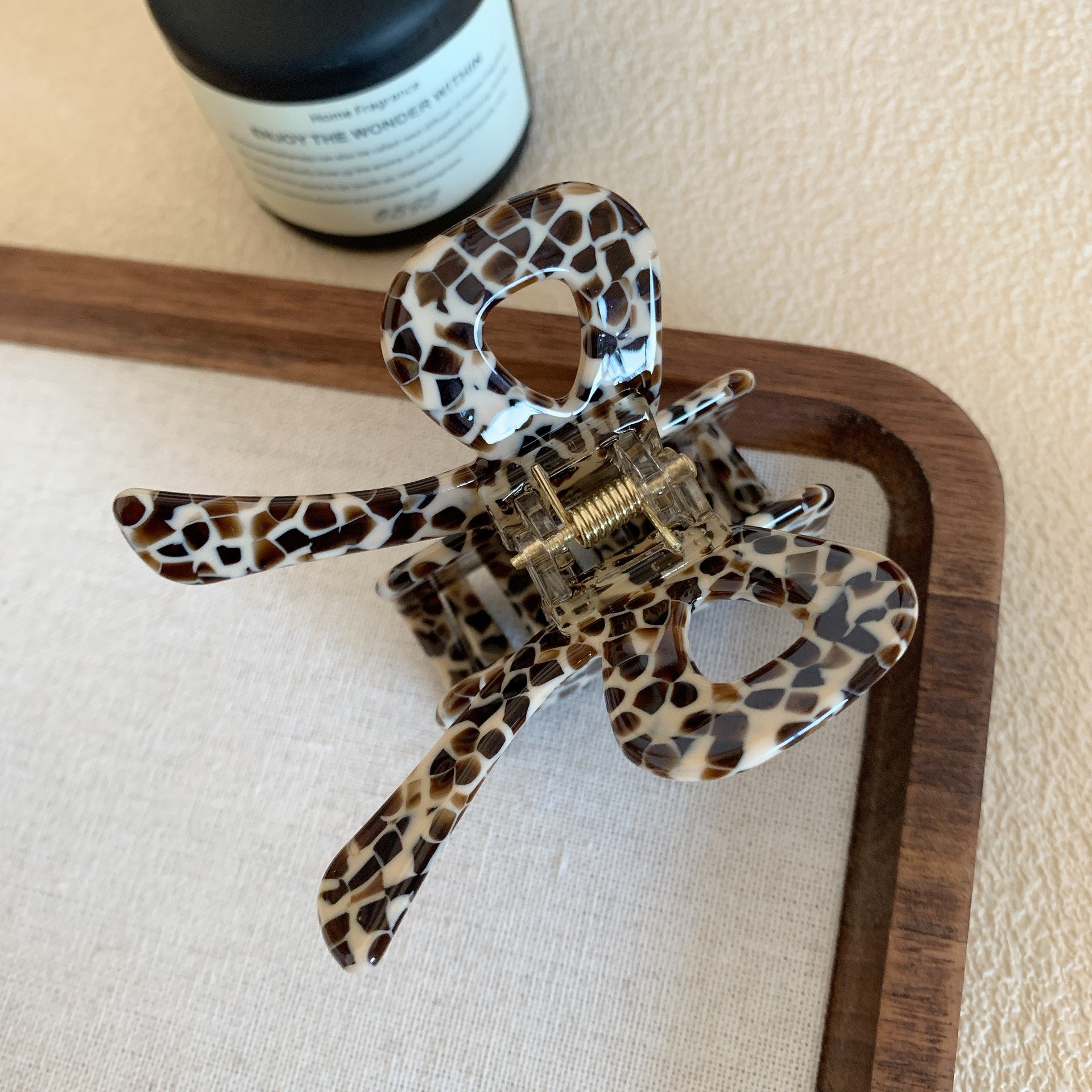 Wholesale Colorful Bow Acetate Grippers