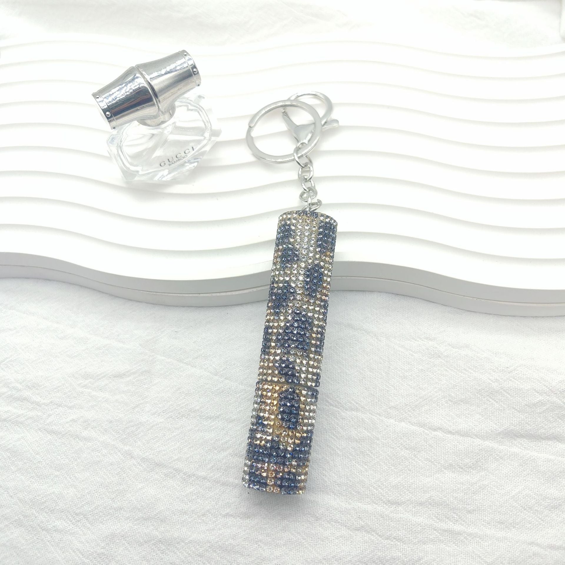 Wholesale  Full Diamond Creative Mini 10ml Perfume Bottling Keychain