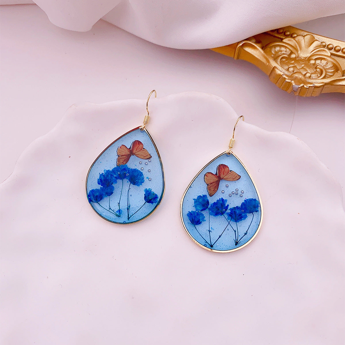 Wholesale Dried Flower Butterfly Drop Glue Preserved Flower Earrings