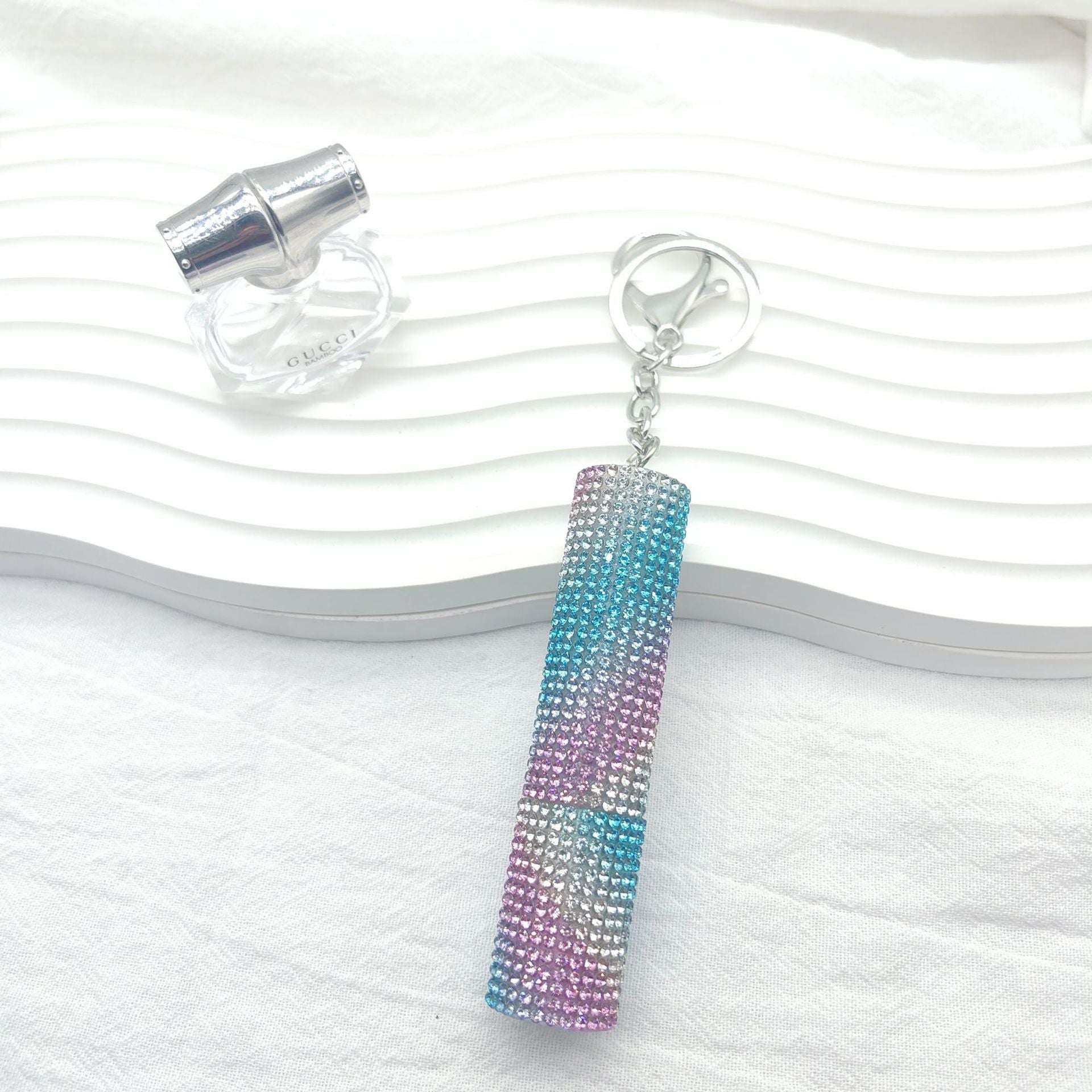Wholesale  Full Diamond Creative Mini 10ml Perfume Bottling Keychain