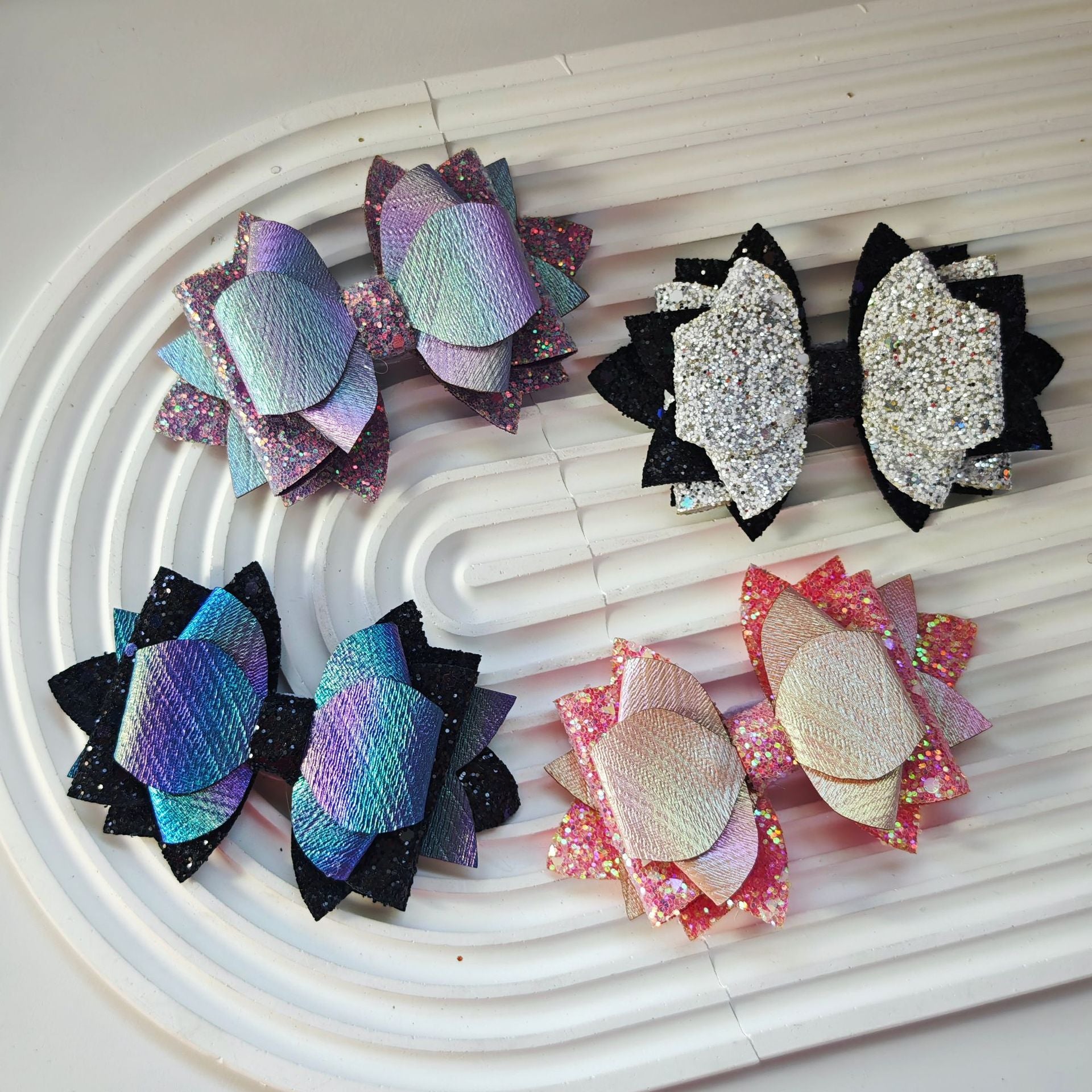 Wholesale Shiny diamond straw hat decorated with big bowknot cartoon cute doll silicone straw cover