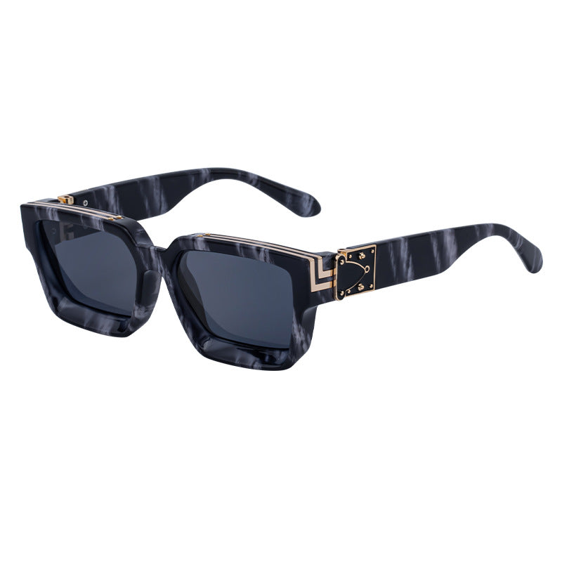 Wholesale Trendy square frame sunglasses for men and women