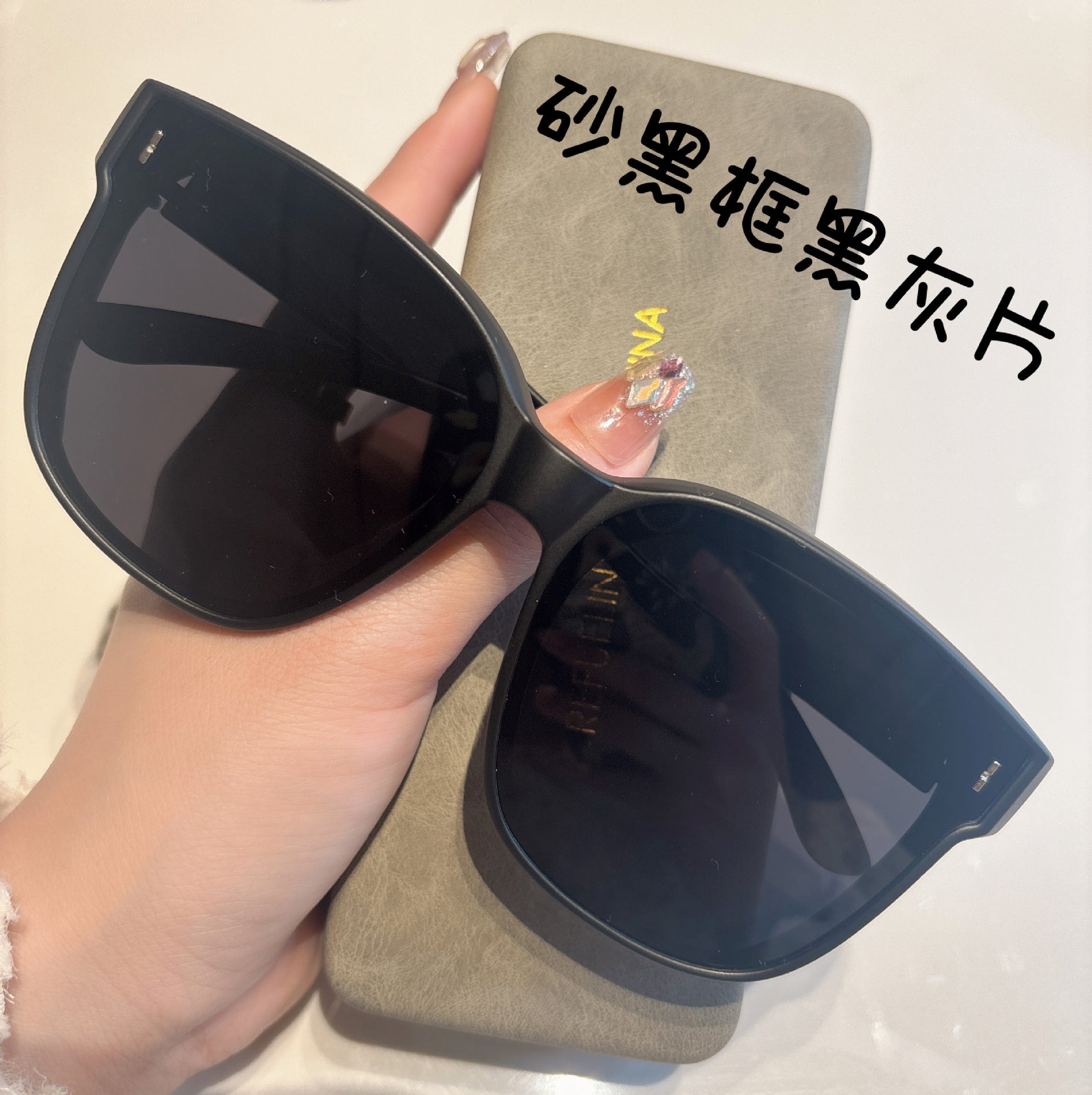 Wholesale Women's myopia glasses with polarized sunglasses