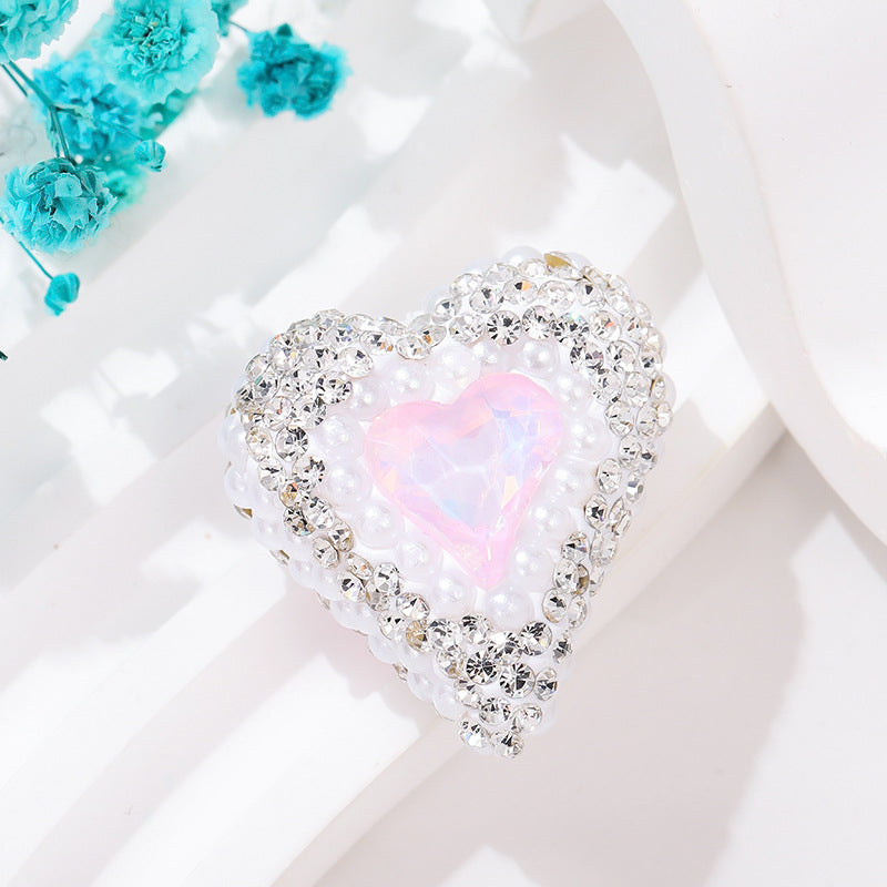 Wholesale of Colored Soft Pottery with Twisted Hearts and Double-sided Diamond Inlaid Beads