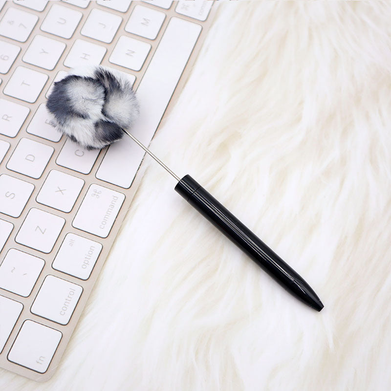 Wholesale New Plush Ball Bead Pen Creative DIY Handmade Plastic Plush Ball Beaded Ballpoint Pen High Value Plush Pen