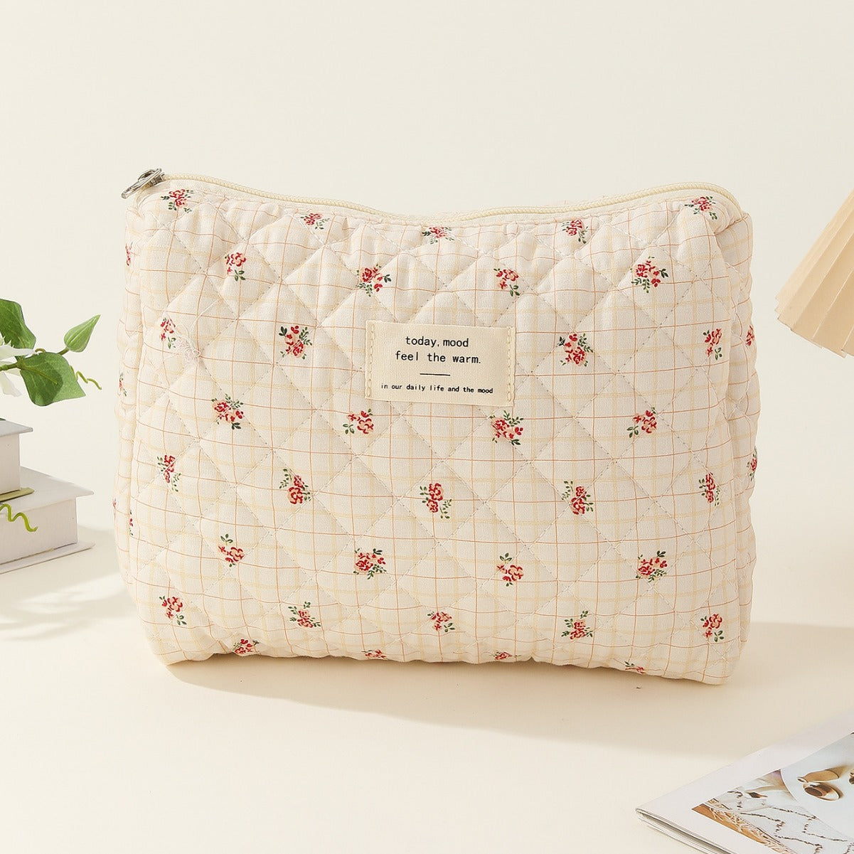 Wholesale Medium Large Capacity Small Floral Cotton Cute Flower Cosmetic Bag