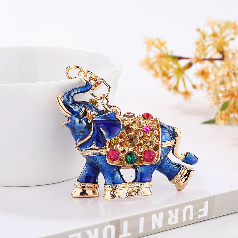 Wholesale Oil dripping 3D elephant inlaid with diamond car keychain
