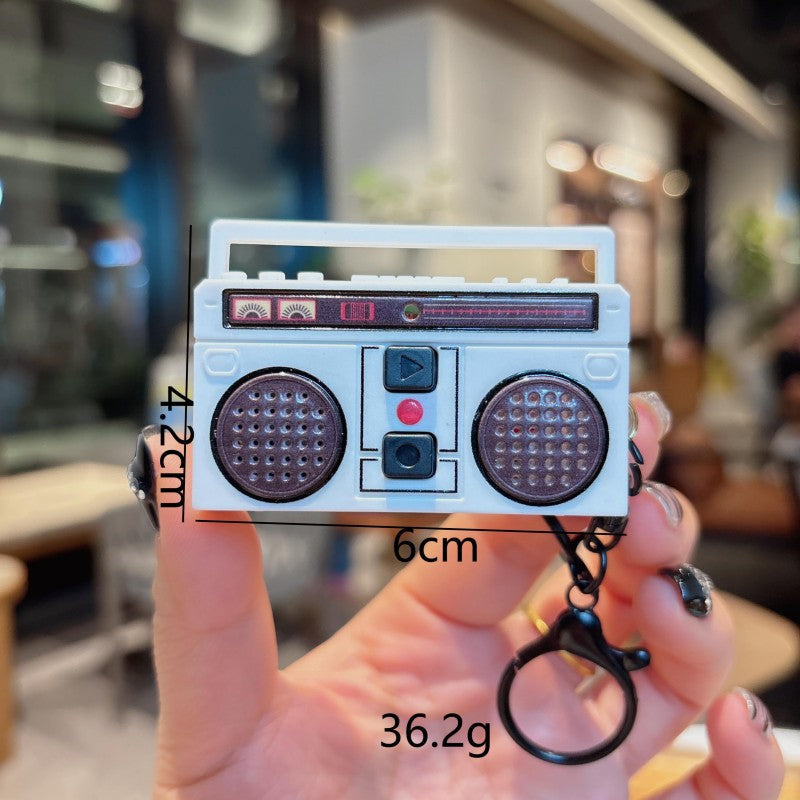 Wholesale Creative Retro Radio Keychain