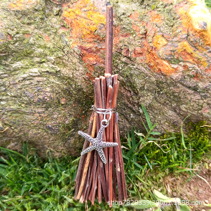 Wholesale  Car Pendant Mini Broom Pendant Pendant Handicraft