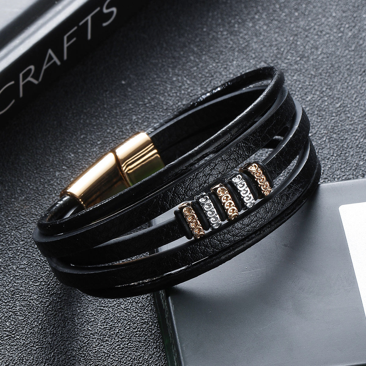 Wholesale Vintage Personalized Magnetic Buckle Men's Leather Bracelet