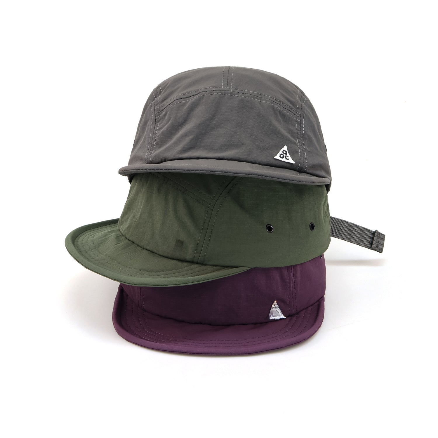 Wholesale short brim embroidered peaked cap soft brim five-piece hat