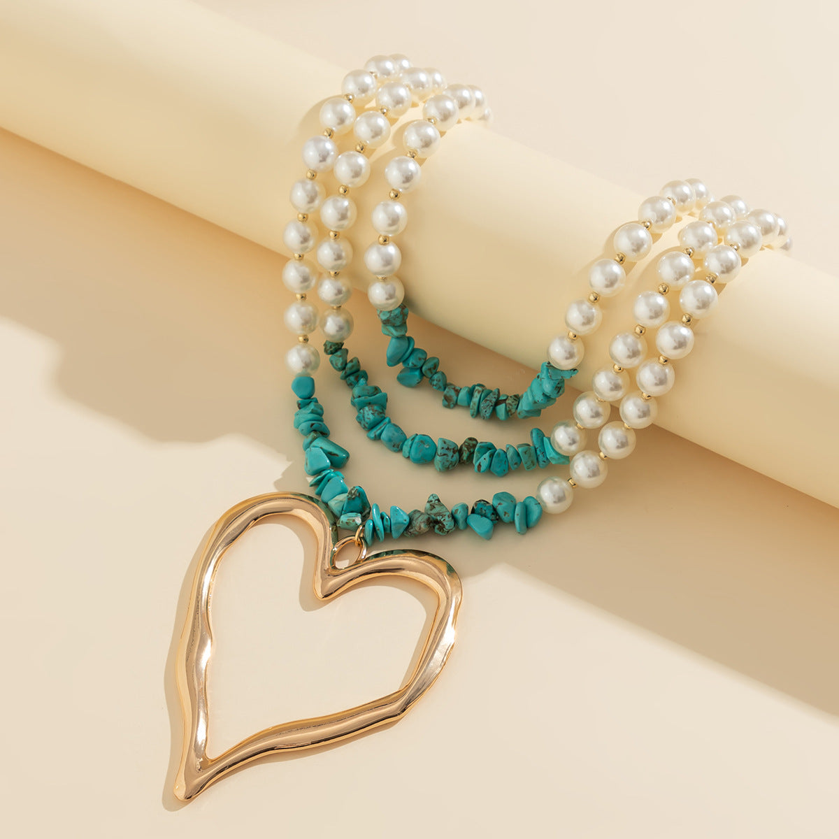 Wholesale Beaded Imitation Pearl Vintage Big Heart Turquoise Alloy Necklace