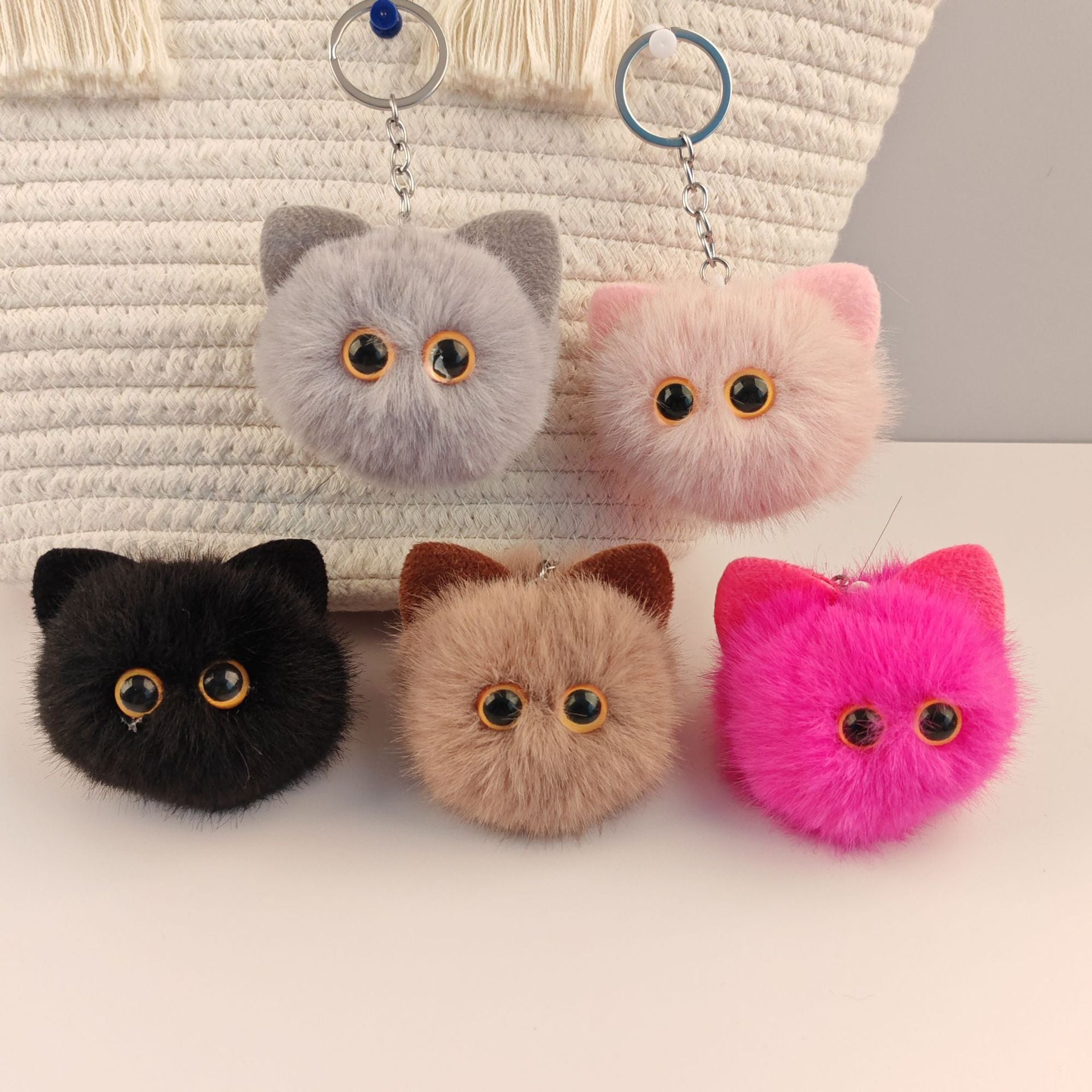 Wholesale  Kitten cartoon fur ball keychain