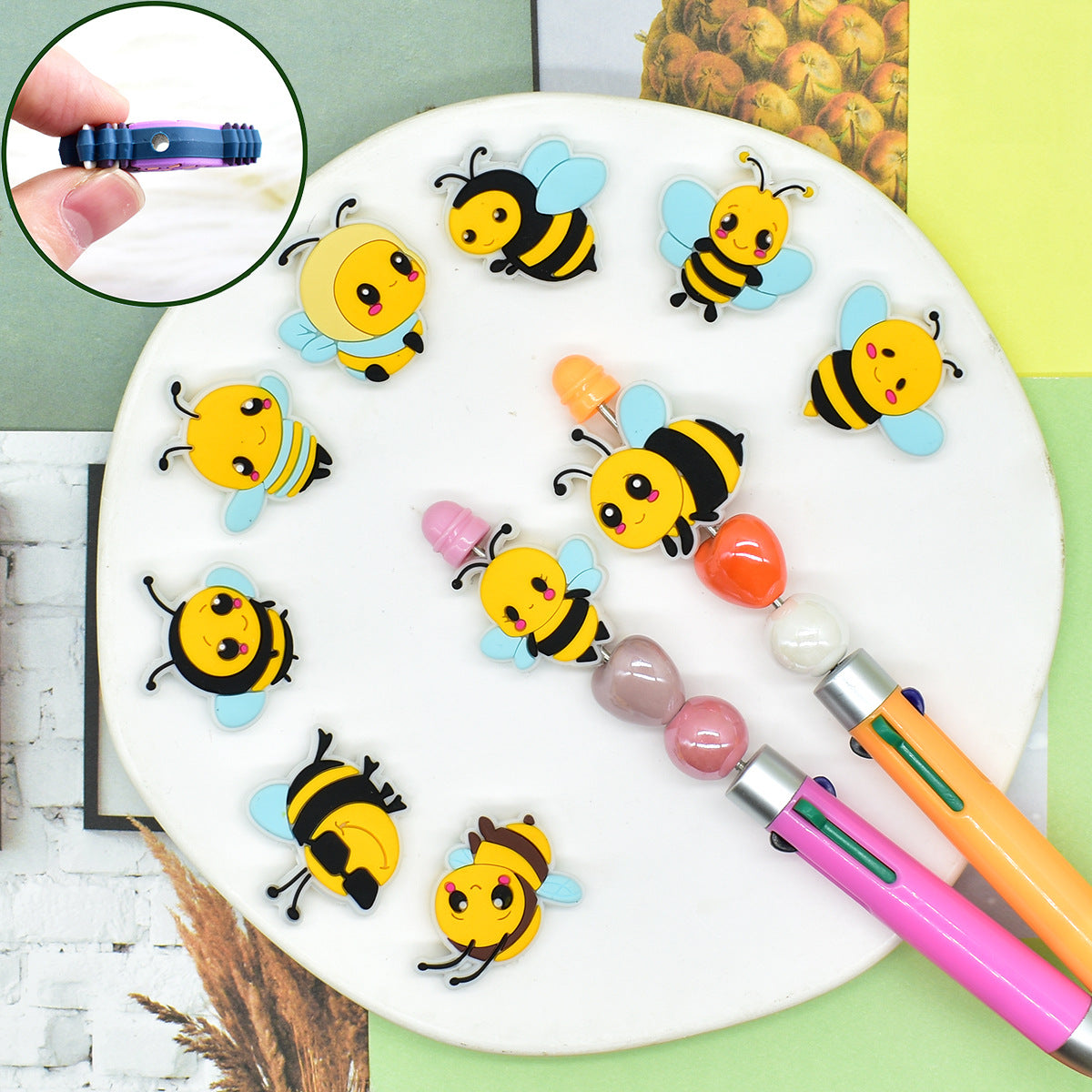 Wholesale   Random 100pcs/pack Cute bee ballpoint pen beads