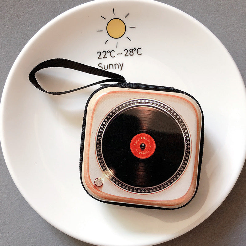 Wholesale Cartoon Retro Record Tape Tinplate Earphone Case