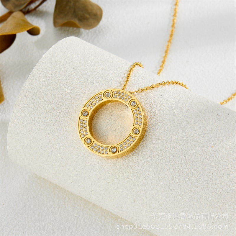 Wholesale Starry Sky Design Pearl Light Luxury Round Cake Titanium Steel Necklaces