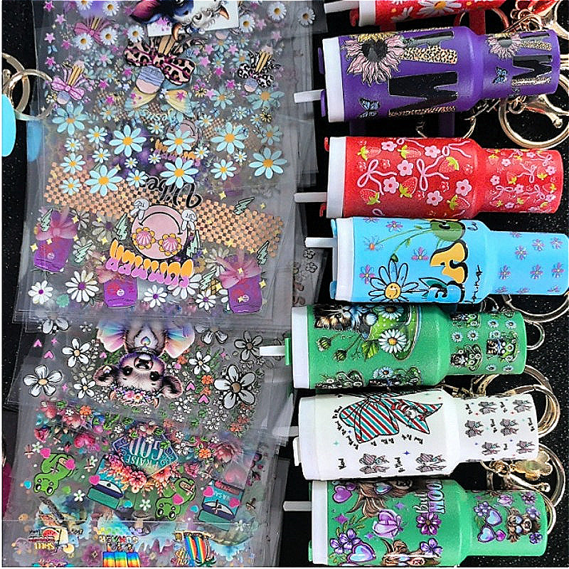 Wholesale Random 20pcs 50pcs 100pcs Cartoon Pattern Mini Travel  Cup Sticker