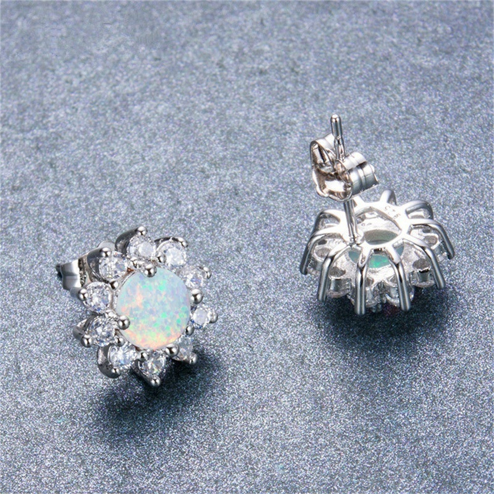 Wholesale Luxury Crown Alloy Earrings