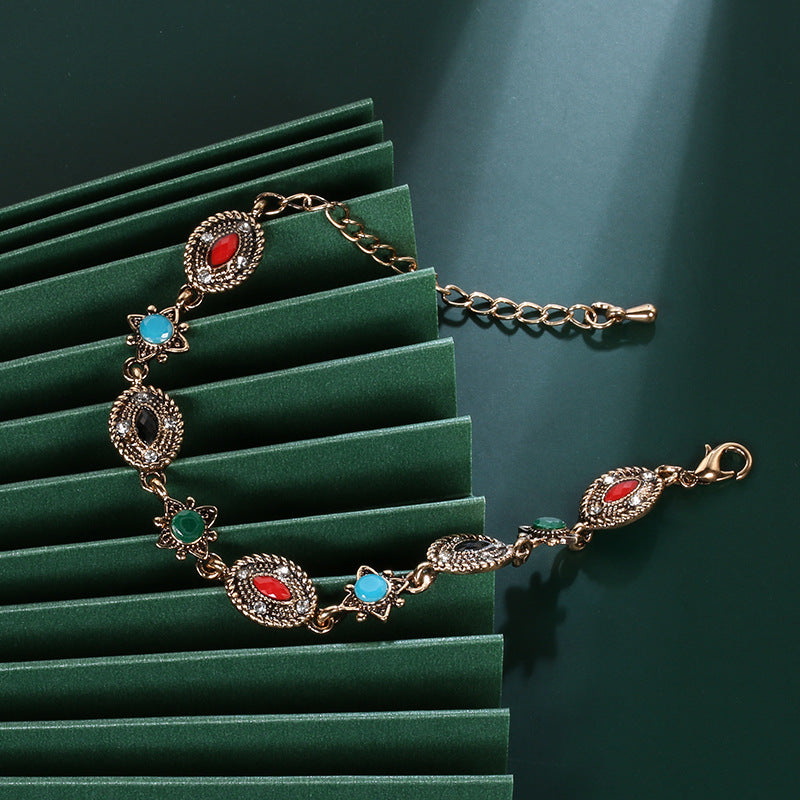 Wholesale Vintage Inlaid Carved Alloy Bracelet