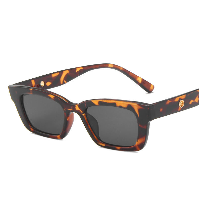 Wholesale Fashion Small Frame PC Sunglasses