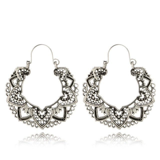 Wholesale Vintage Statemente Flower Heart Alloy Earrings