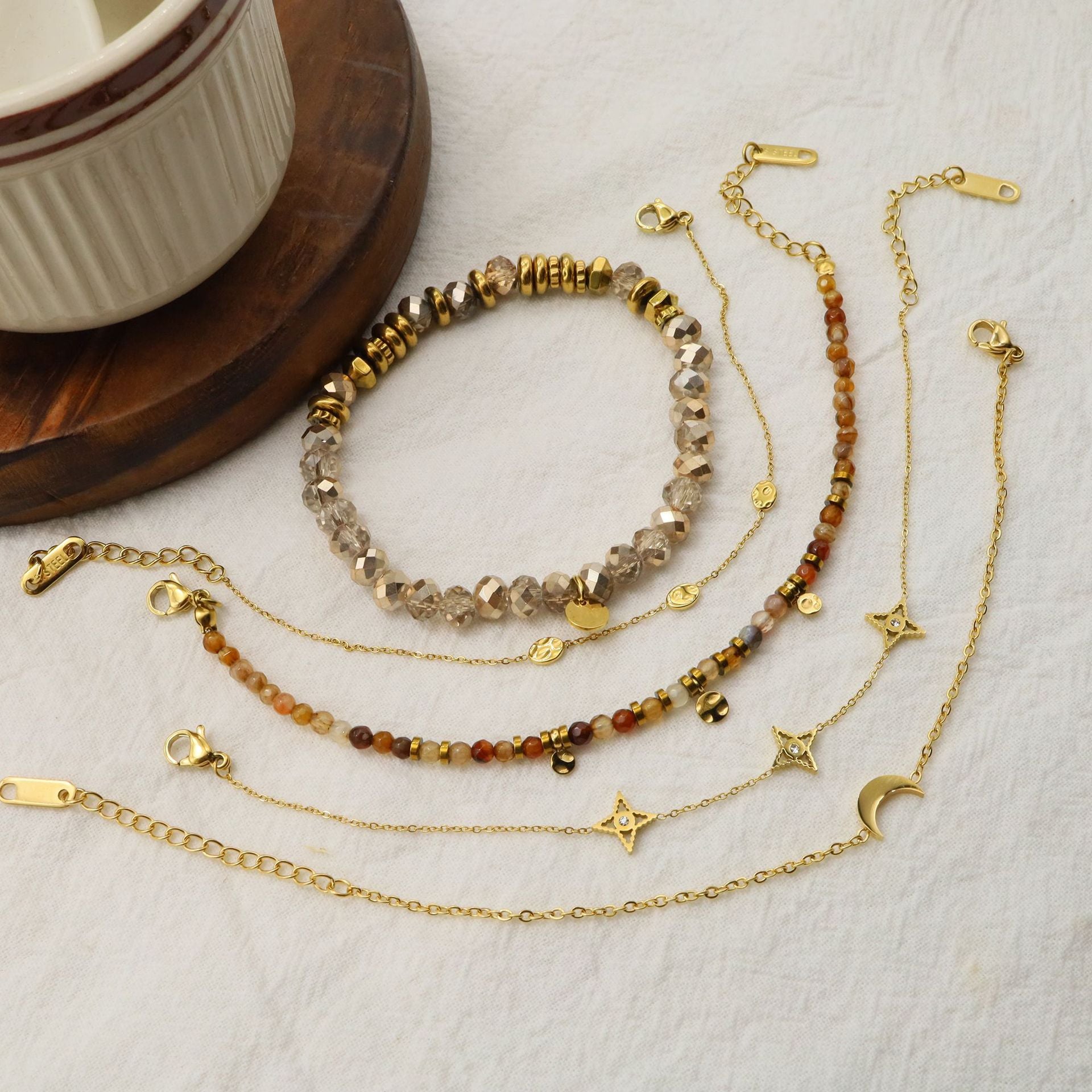 Pulsera De Acero Titanio Doblada Luna al por mayor