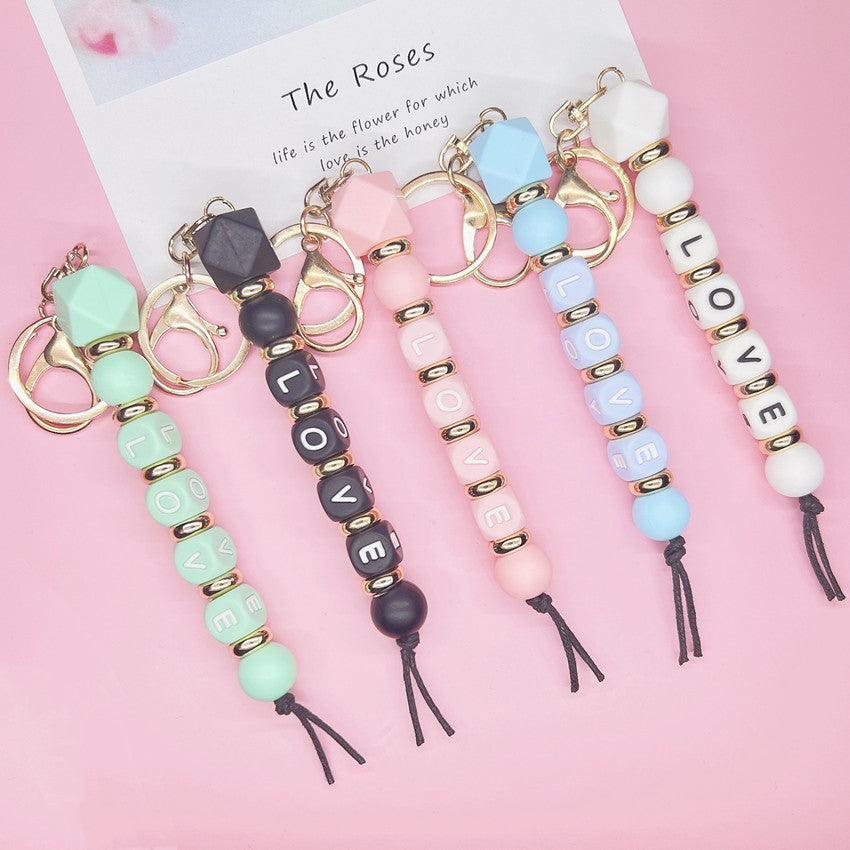 Regalo al por mayor del día de tarjeta del día de San Valentín AMOR Alfabeto Cuentas de silicona Llavero creativo