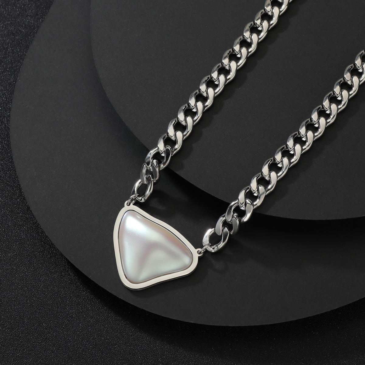 Wholesale Titanium Steel Heart Shape Gemstone Pendant Clavicle Necklace