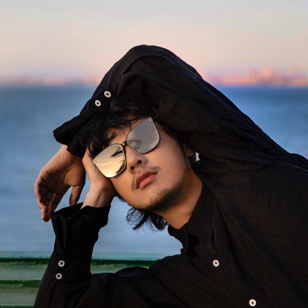 Wholesale TR Material Polarized Anti-ultraviolet Square Frame PC Sunglasses