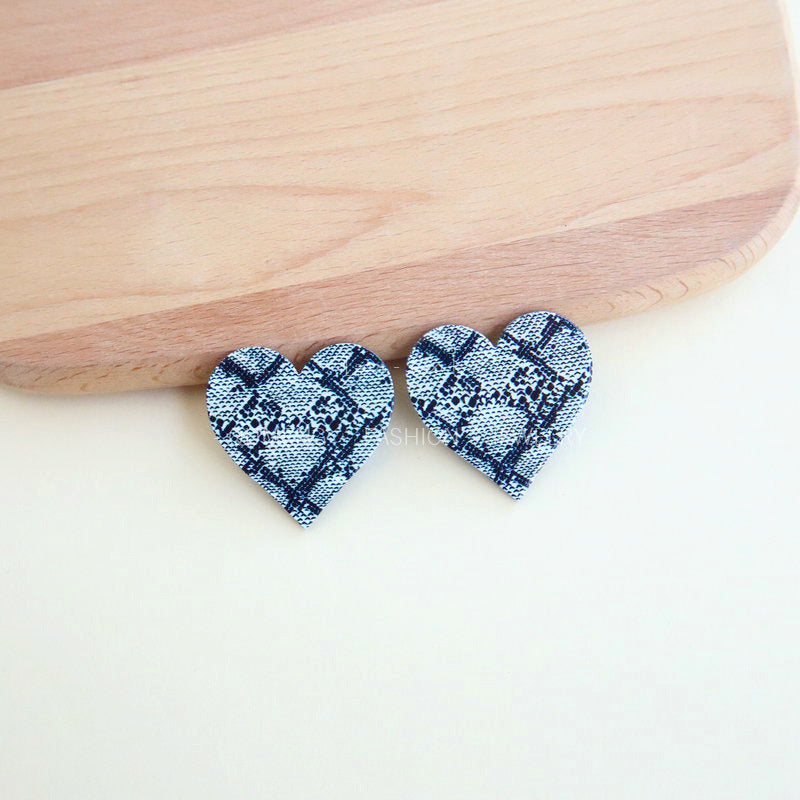 Wholesale Heart Shaped Leopard Print Zebra Print Cow Print Earrings Acrylic