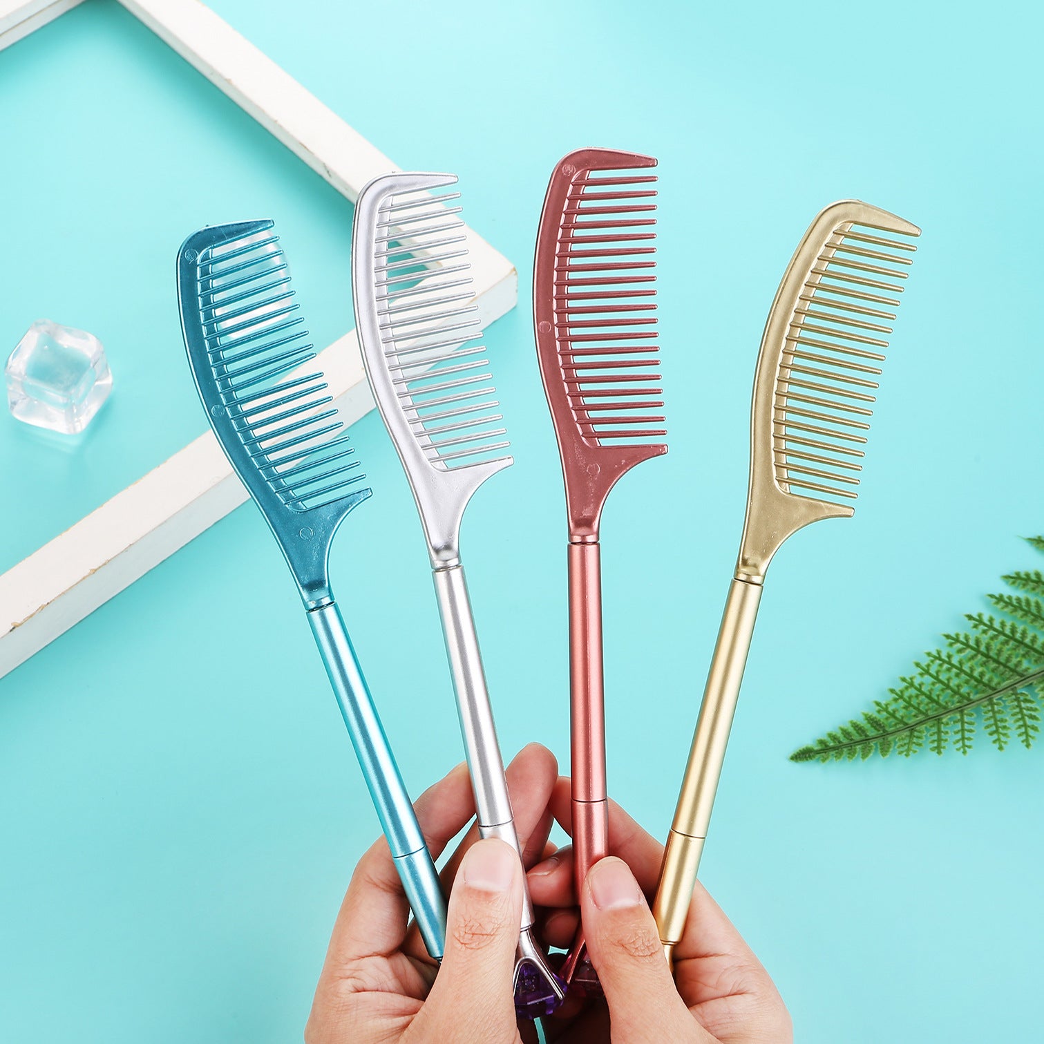 Venta al por mayor Bolígrafo De Plástico Con Peine De Diamante