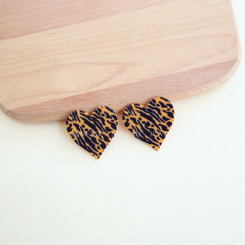 Wholesale Heart Shaped Leopard Print Zebra Print Cow Print Earrings Acrylic