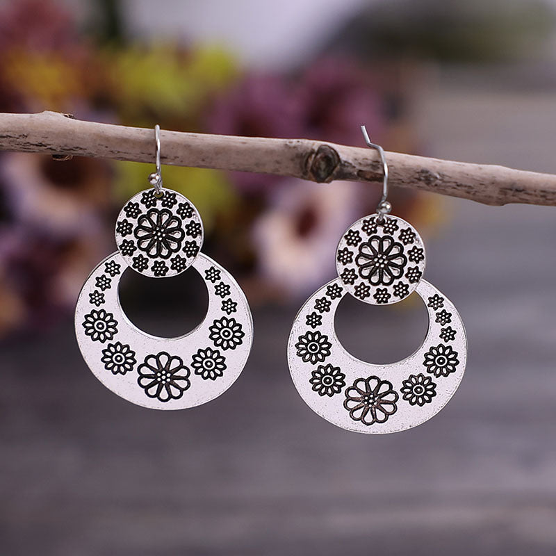 Wholesale Vintage Cutout Moon ALlloy Earrings