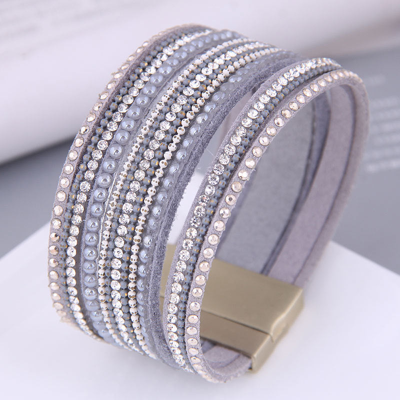 Pulsera de aleación de hebilla magnética de diamantes de cuero al por mayor