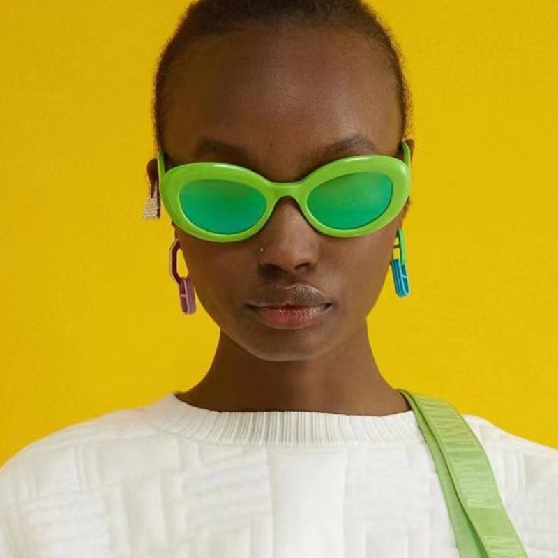 Wholesale Cat Eye Oval Small Frame Spice Girl Sunglasses