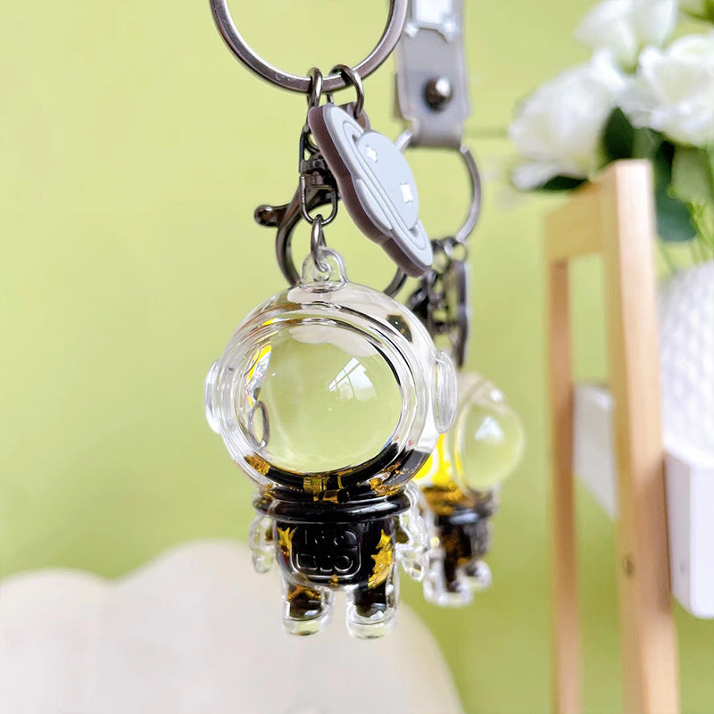 Wholesale Acrylic Creative Oil Floating Astronaut Keychain