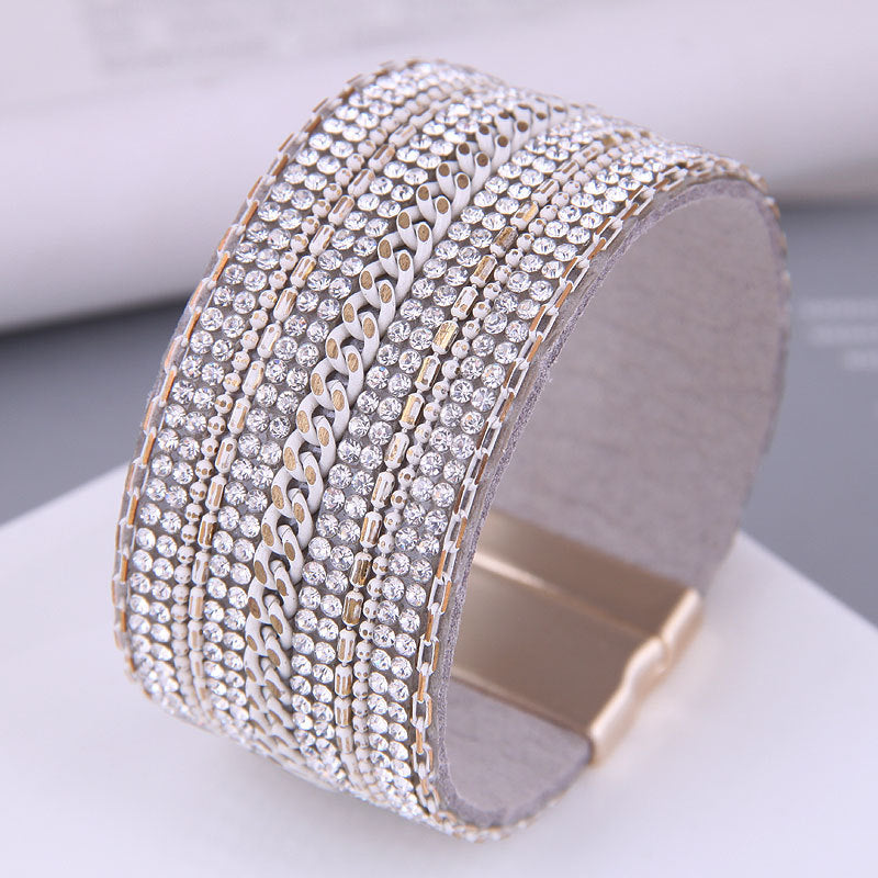 Pulsera de aleación de hebilla magnética de diamantes de cuero al por mayor