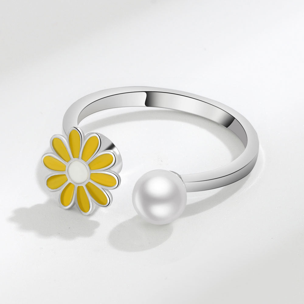 Venta al por mayor de anillos ajustables giratorios de cobre Daisy Pearl