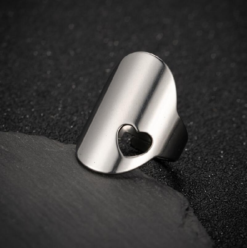 Anillos Cruzados De Corazones De Titanio al por mayor