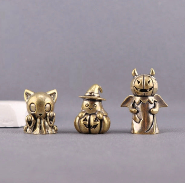 Wholesale  Devil Ghost Cat Pumpkin Brass Craft Ornament - Trendy Fashion Accessory for Party Gift