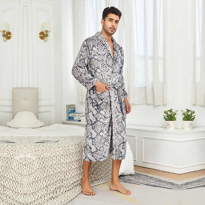 Wholesale Home Printed Bandage Warm Bathrobe Home Autumn and Winter Couple Flannel Comfortable Pajamas