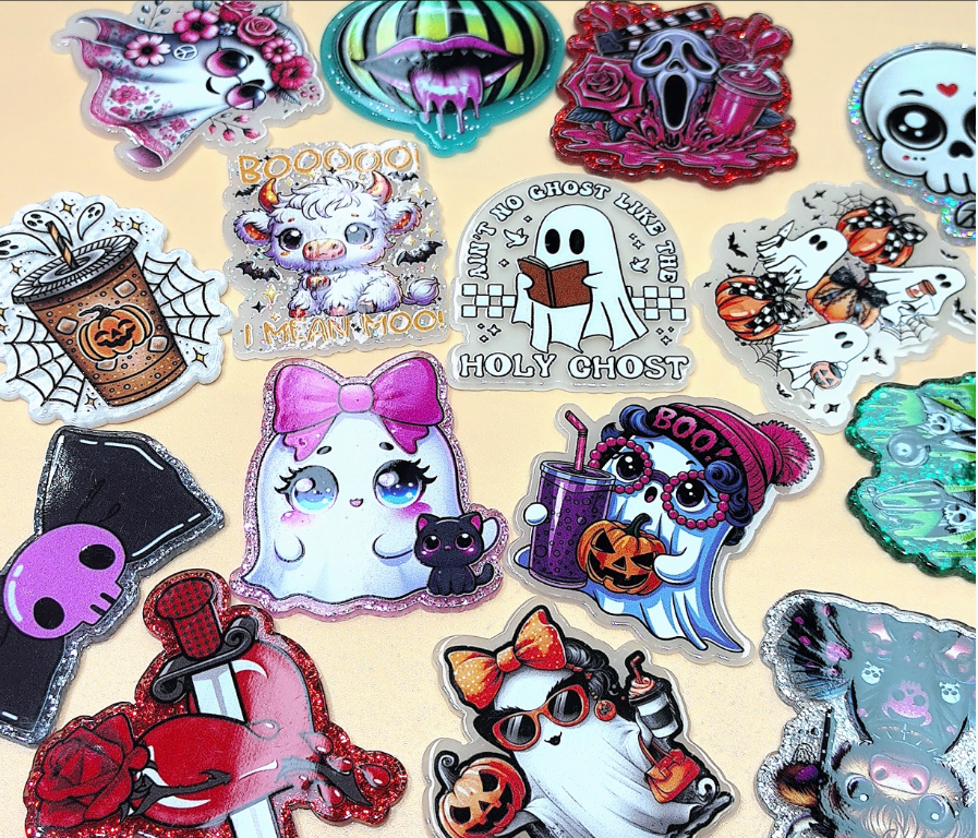 Wholesale Random 30pcs Cartoon DIY Acrylic FlatBack Halloween Festival