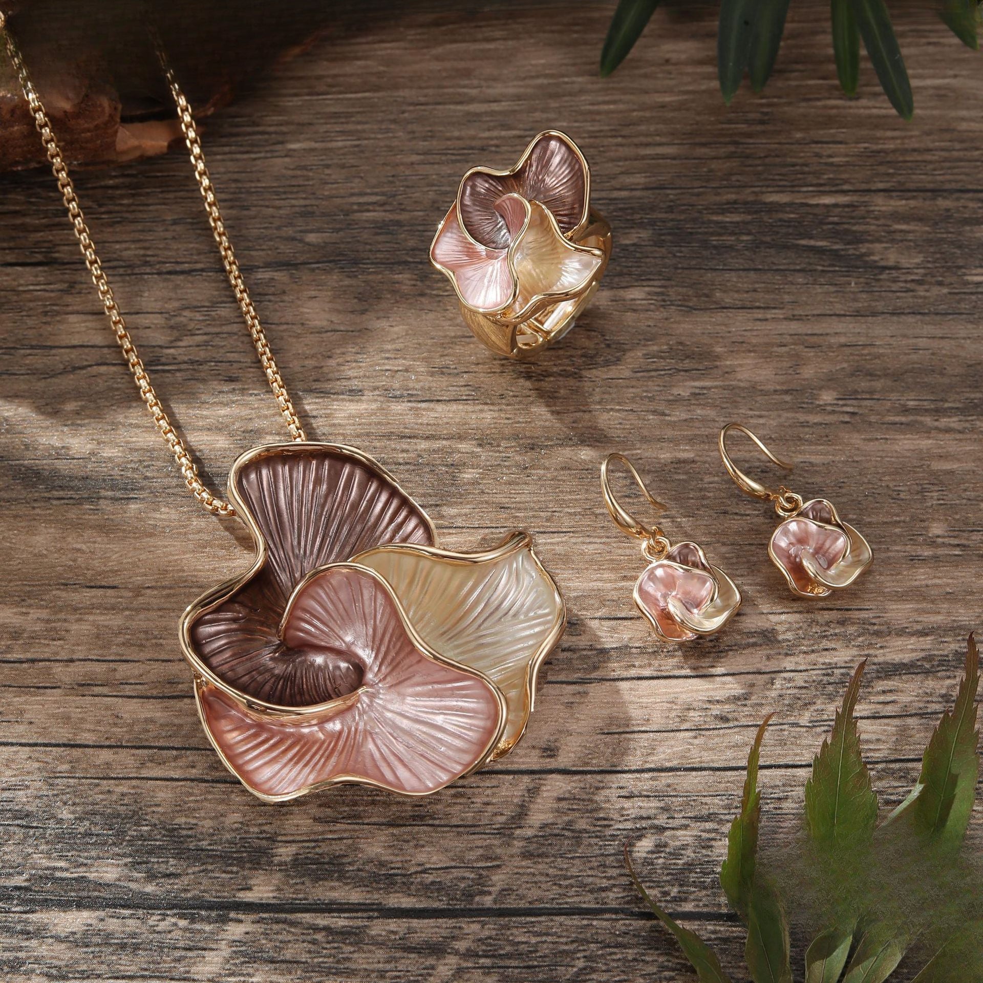 Wholesale 3pcs New Color Painting Oil Geometric Petal Stud Earrings Pendant Set