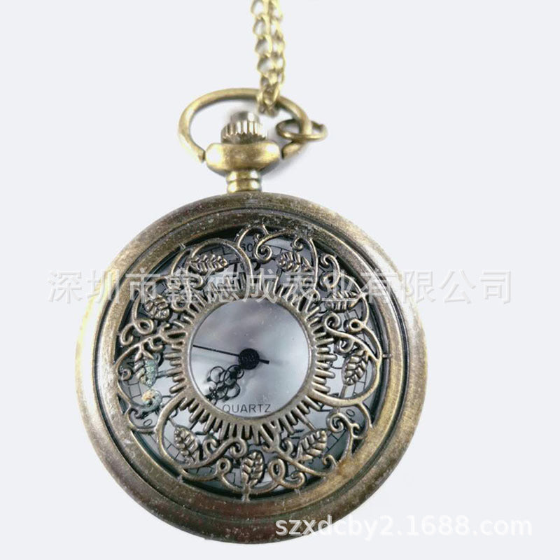 Wholesale Hollow out retro flip quartz pocket watch