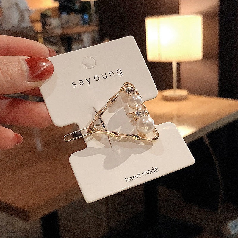Wholesale of Pearls Alloy Hair Clip