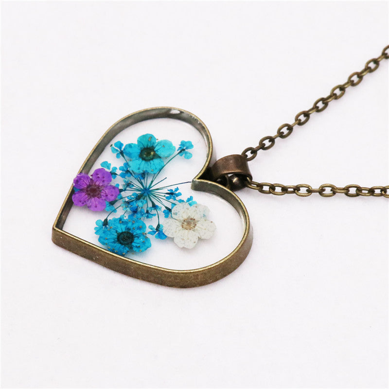 Wholesale 12pcs Resin Dried Flower Specimen Alloy Necklace