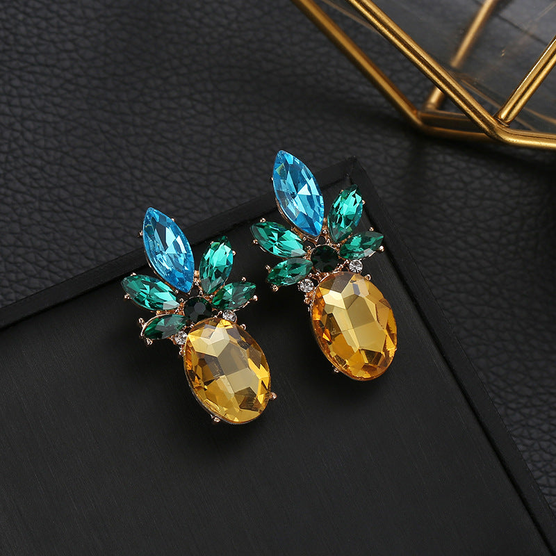 WholesaleNew Creative Trend Rhinestone Crystal Pineapple Stud Earrings Personalized Fruit Earrings