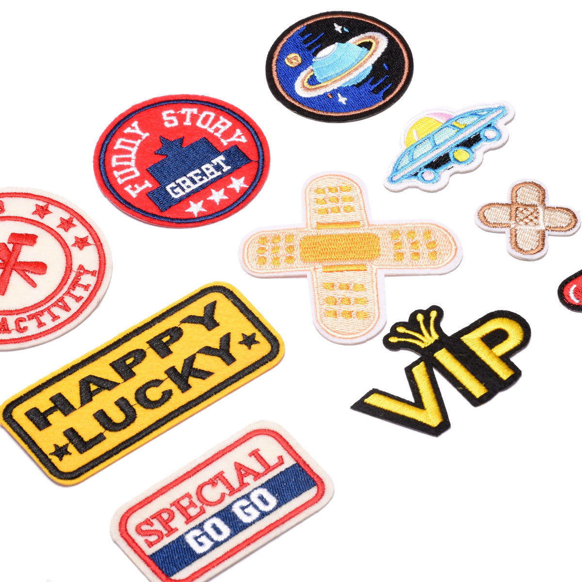 Wholesale Cartoon Embroidered Cloth Patches For Clothing 10 Styles Sew On Labels DIY Fashion Accessory For Everyday And Resale