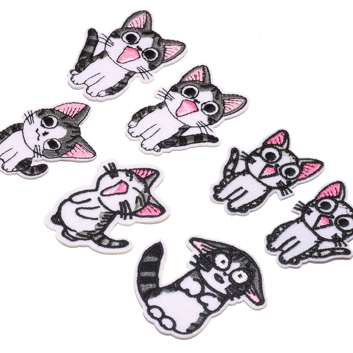 Wholesale 7PCS Cute Embroidered Cat Patches Self Adhesive Fabric Badges For Clothing Decoration DIY Craft Supply Resale Accessory