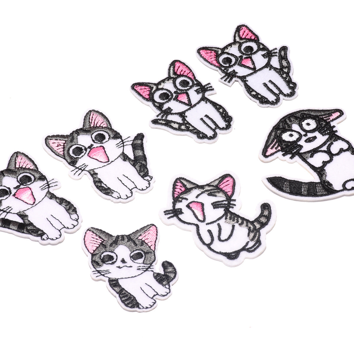 Wholesale 7PCS Cute Embroidered Cat Patches Self Adhesive Fabric Badges For Clothing Decoration DIY Craft Supply Resale Accessory